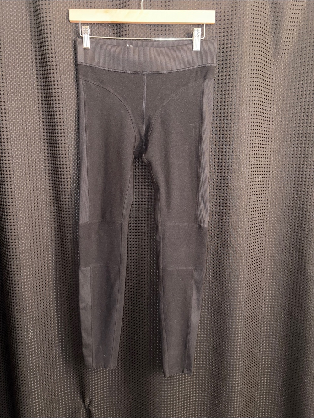 ALO Yoga Black High-Rise Performance Leggings